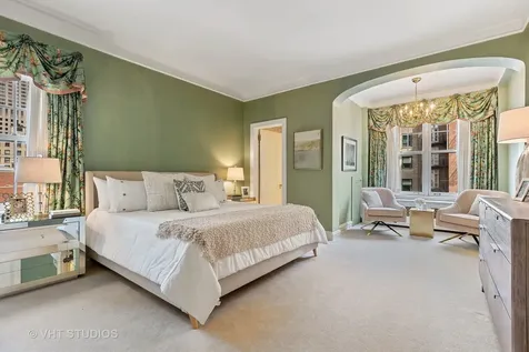 220 East Walton Place Chicago IL 60611