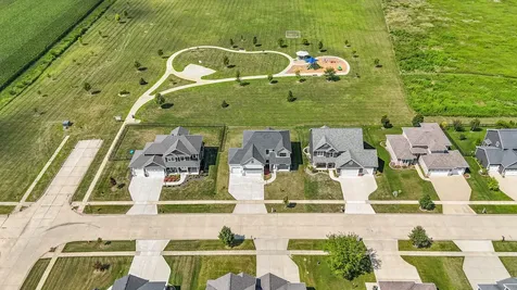 4812 Oakdale Drive Champaign IL 61822