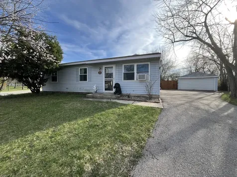225 Malibu Drive Bolingbrook IL 60440