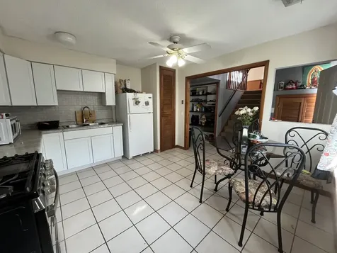 225 Malibu Drive Bolingbrook IL 60440