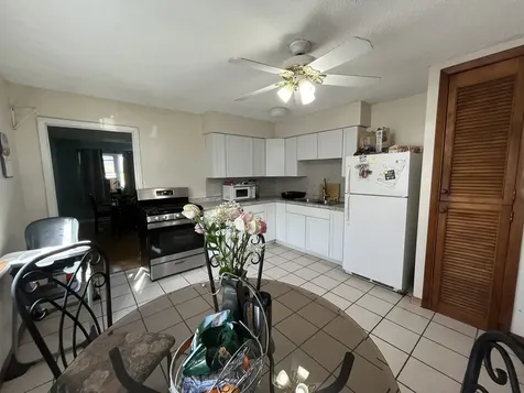 225 Malibu Drive Bolingbrook IL 60440