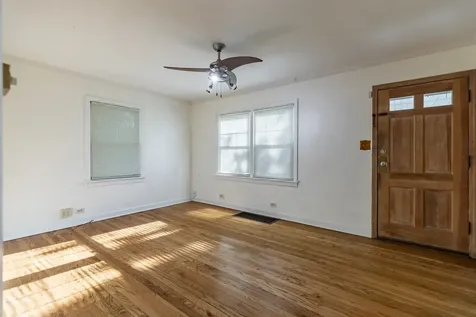 17633 Roy Street Lansing IL 60438