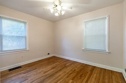 17633 Roy Street Lansing IL 60438