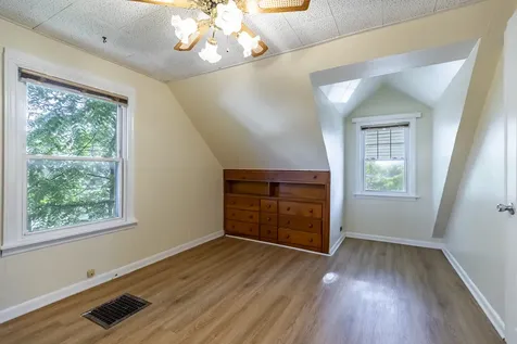 17633 Roy Street Lansing IL 60438