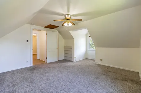 17633 Roy Street Lansing IL 60438