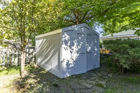 17633 Roy Street Lansing IL 60438