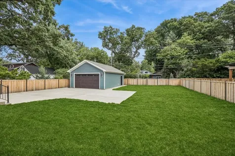 111 Thatcher Avenue River Forest IL 60305
