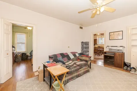 214 West Owsley Street Chenoa IL 61726