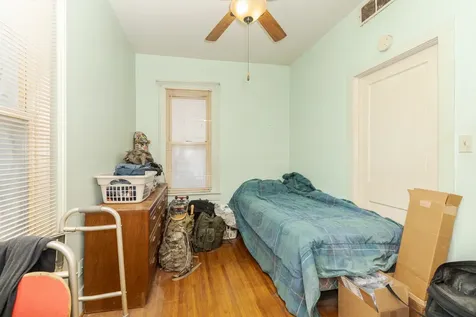 214 West Owsley Street Chenoa IL 61726