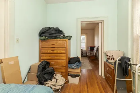 214 West Owsley Street Chenoa IL 61726
