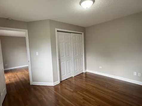 8816 North Western Avenue Des Plaines IL 60016