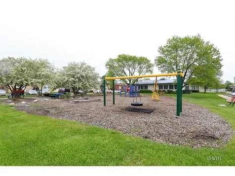 8816 North Western Avenue Des Plaines IL 60016
