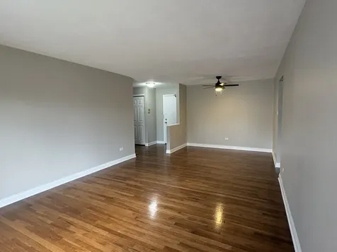 8816 North Western Avenue Des Plaines IL 60016