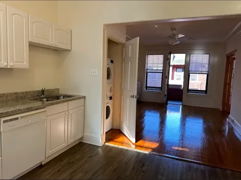1130 West Pratt Boulevard Chicago IL 60626