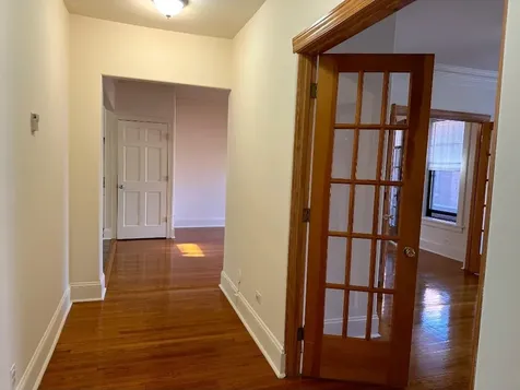 1130 West Pratt Boulevard Chicago IL 60626