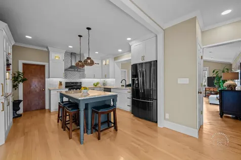 321 North 6th Street Geneva IL 60134