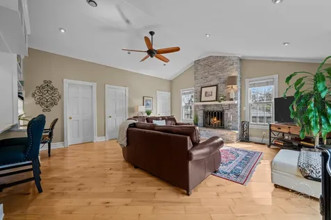 321 North 6th Street Geneva IL 60134