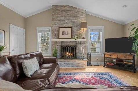 321 North 6th Street Geneva IL 60134