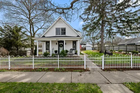 321 North 6th Street Geneva IL 60134