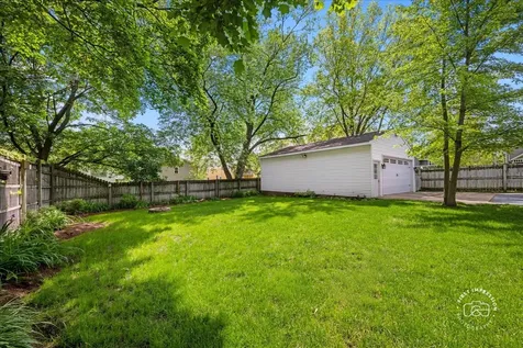 321 North 6th Street Geneva IL 60134