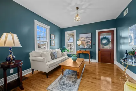321 North 6th Street Geneva IL 60134