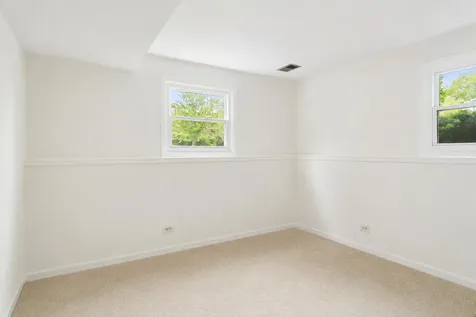 1000 West Hunting Drive Palatine IL 60067