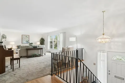 1000 West Hunting Drive Palatine IL 60067