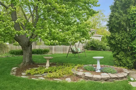 1000 West Hunting Drive Palatine IL 60067
