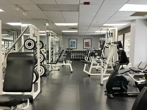 5320 North Sheridan Road Chicago IL 60640