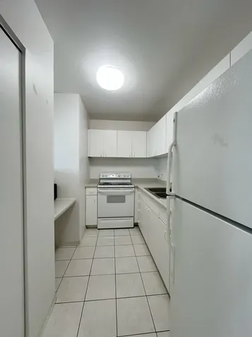 5320 North Sheridan Road Chicago IL 60640