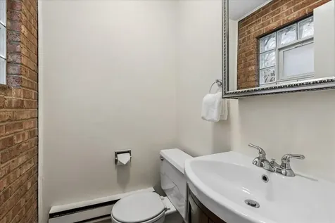6118 North Hermitage Avenue Chicago IL 60660