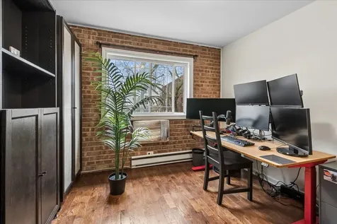 6118 North Hermitage Avenue Chicago IL 60660