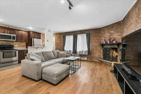 6118 North Hermitage Avenue Chicago IL 60660