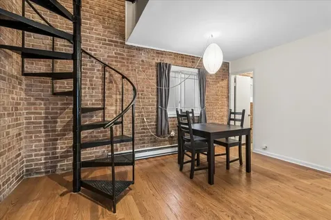6118 North Hermitage Avenue Chicago IL 60660