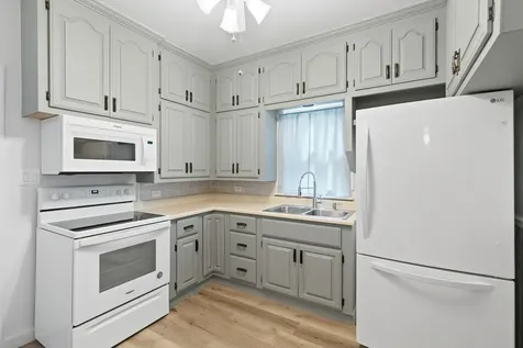 2501 20TH Avenue Rock Island IL 61201