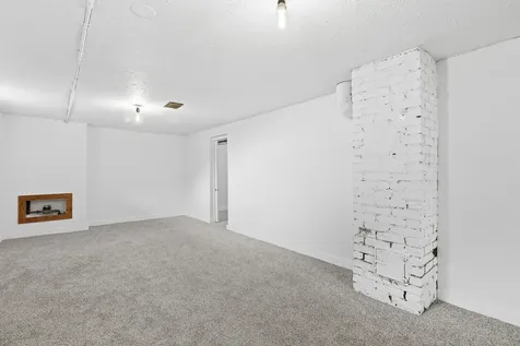 2501 20TH Avenue Rock Island IL 61201