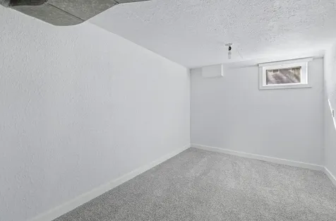 2501 20TH Avenue Rock Island IL 61201