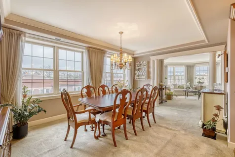 10 East Burlington Street Riverside IL 60546
