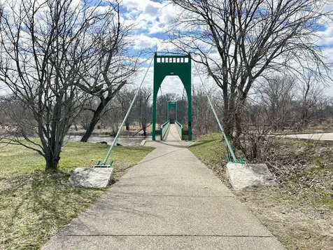 10 East Burlington Street Riverside IL 60546