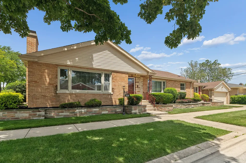 2928 West 92nd Street Evergreen Park IL 60805