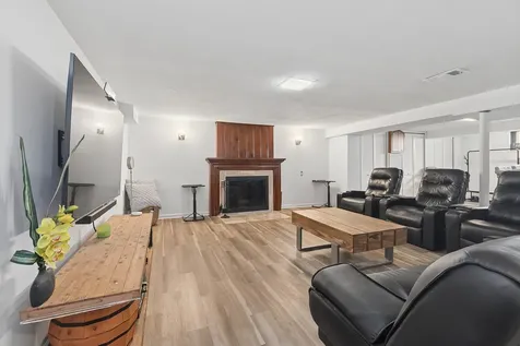 2928 West 92nd Street Evergreen Park IL 60805