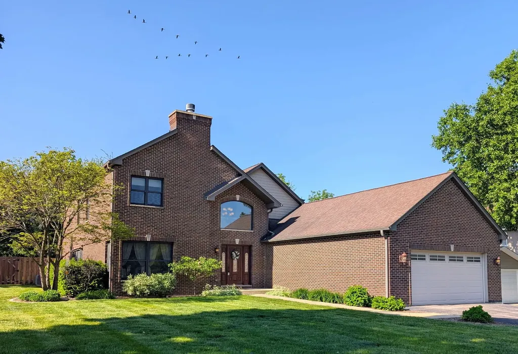 23w531 West Walnut Street Roselle IL 60172
