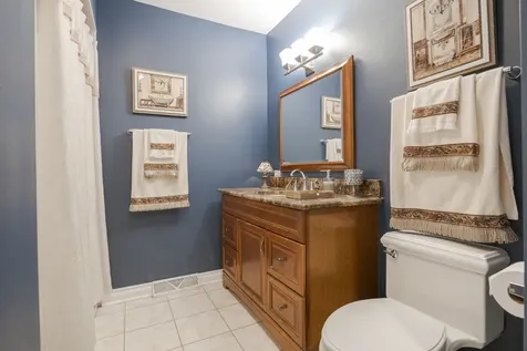 23w531 West Walnut Street Roselle IL 60172