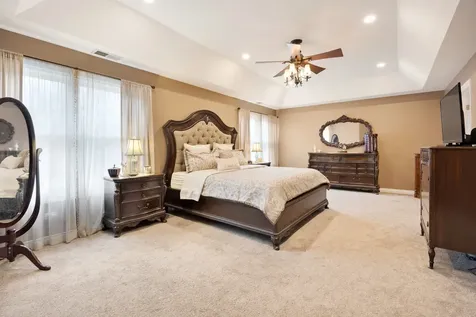23w531 West Walnut Street Roselle IL 60172