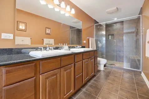 23w531 West Walnut Street Roselle IL 60172