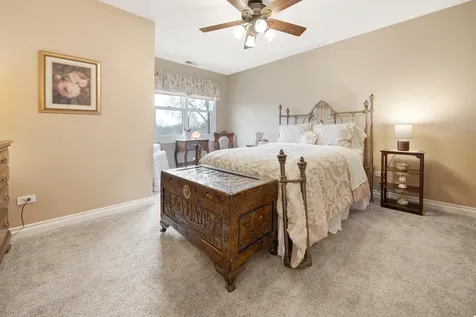 23w531 West Walnut Street Roselle IL 60172