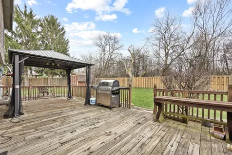 23w531 West Walnut Street Roselle IL 60172