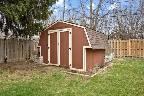 23w531 West Walnut Street Roselle IL 60172