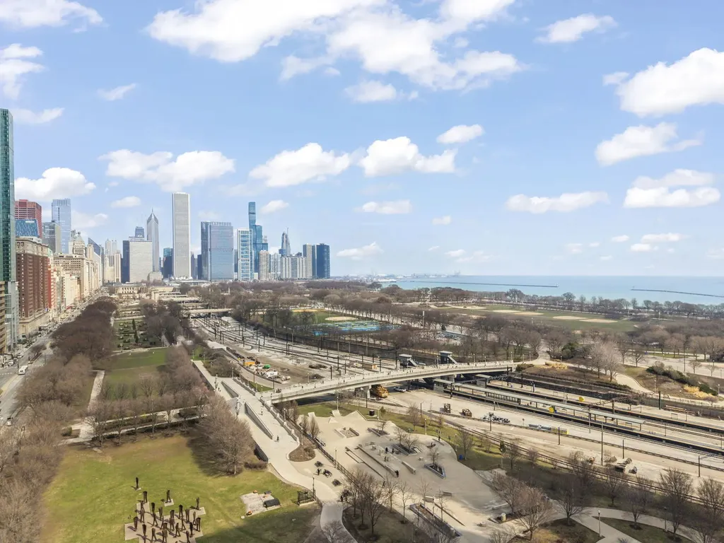 1305 South Michigan Avenue Chicago IL 60605