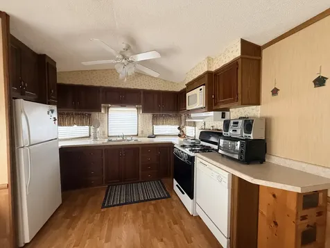3-166 Woodhaven Lakes Sublette IL 61367